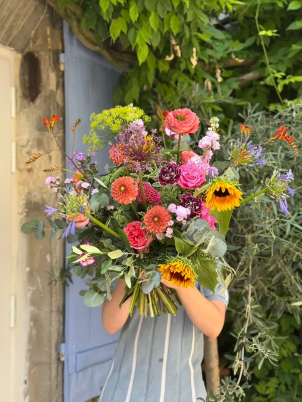 Créer un bouquet de saison en atelier floral à Villers-Cotterêts